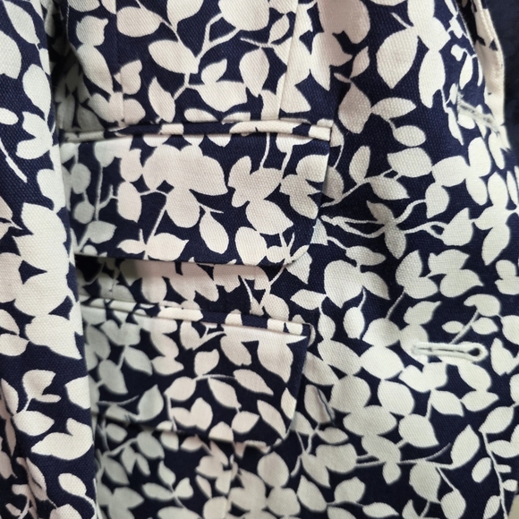 C. Wonder Christian Siriano Navy and Cream Floral Blazer Size 4 - Picture 3 of 7